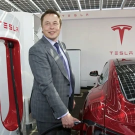 Elon Musk Revee profile image