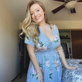 Rose Mary profile image