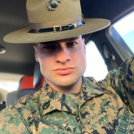 JULIAN MIGUEL ARROYO profile image