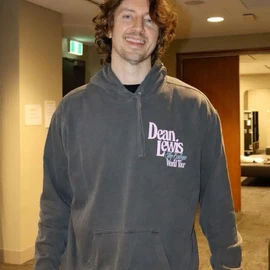 Dean Lewis profile image