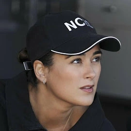 Cote de Pablo profile image