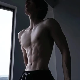 LEE JONG SUK profile image
