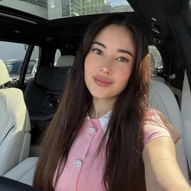 Sarah varona profile image