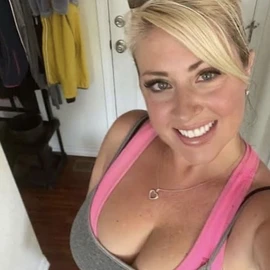 Kelly Nita profile image