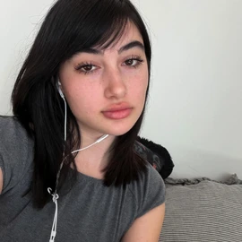 delilah R profile image