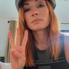 Tina Lora profile image