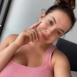 Jennifer jenessa profile image