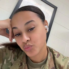 Jasmine Hutchinson profile image