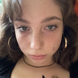Angella Dennis profile image