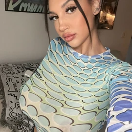 Ashley Charlotte profile image