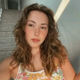 Alice Mary profile image