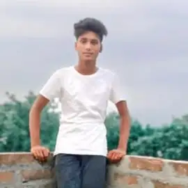 সব মেয়েদের ক্রাস profile image
