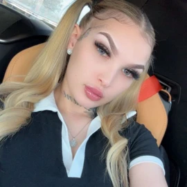 olivia sexy profile image