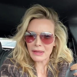 Michelle Pfeiffer profile image