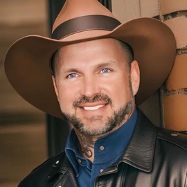 GARTH BROOKS profile image