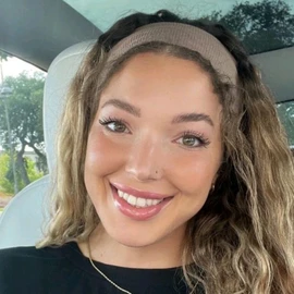 Rosalinda Sidney Davis profile image