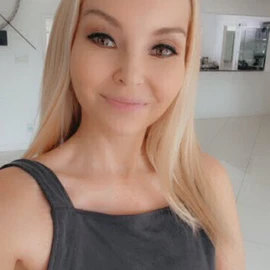 Lucia Gregory profile image