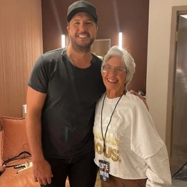 Luke Bryan profile image