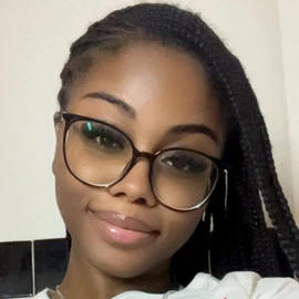Mary Elizabeth profile image