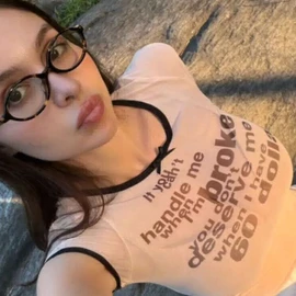 mia Charlotte profile image