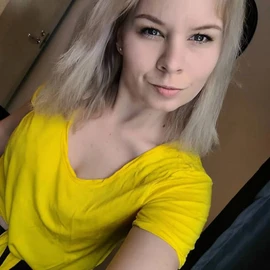 Clara Olivia profile image