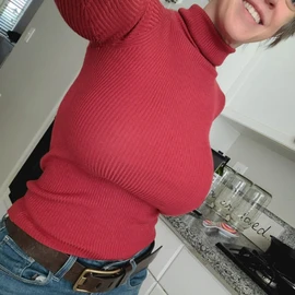 Roselyn Dannam profile image