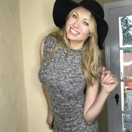 Irinia vironia profile image