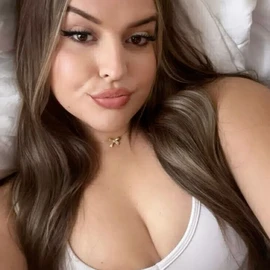 Emily profile image