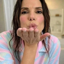 Sandra Bullock profile image