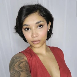 Katie Rhodes profile image