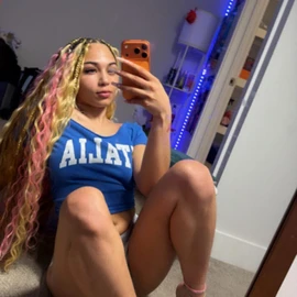 sexy Mia🥰🍆💦 profile image