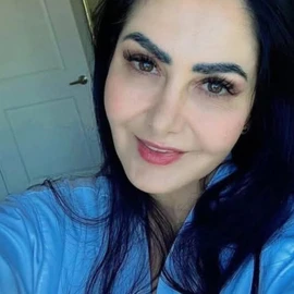 ava adams profile image