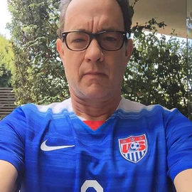 Tom hank profile image