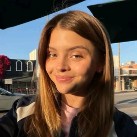 Darya kamarova ♥️💕💞 profile image