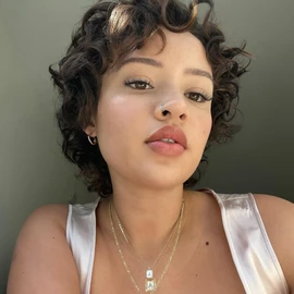 Lynn Deborah profile image