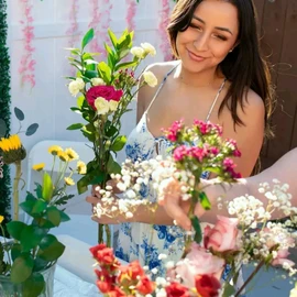 Jenny Rose profile image