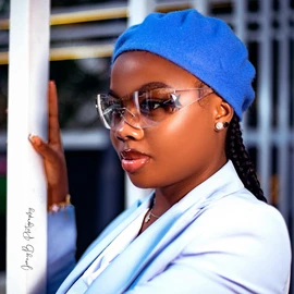 Lady pesh profile image