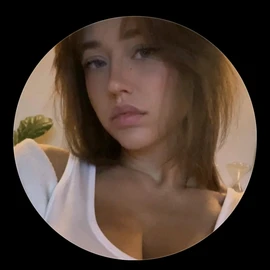 Elizabeth profile image