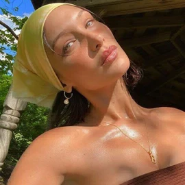 Bella Hadid profile image