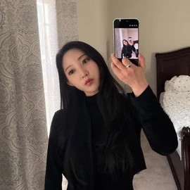 Kim Castro profile image