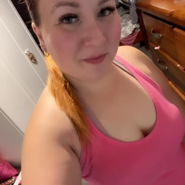 Momma Sarah profile image