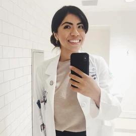 Leslie flores profile image