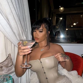 kelly Michelle profile image