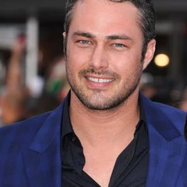 taylor kinney profile image