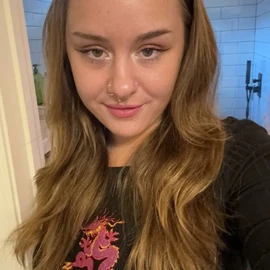 Clara Rose profile image