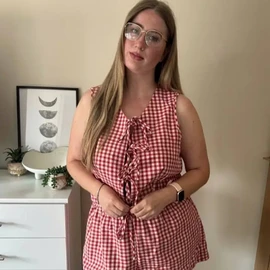 Lizzie brown profile image