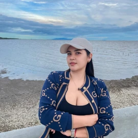 Evelyn Somsak profile image