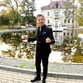 Tinu Veresezan🇷🇴🎵🎶 profile image