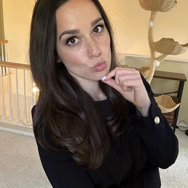 Amelia Brown profile image