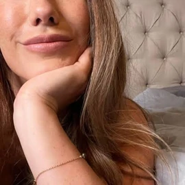 sandra bright profile image
